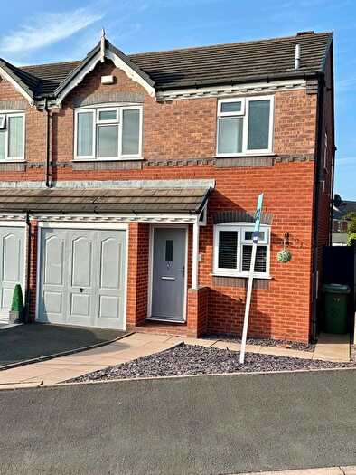 3 Bedroom Semi-Detached House For Sale In Hodson Way, Cannock, WS11