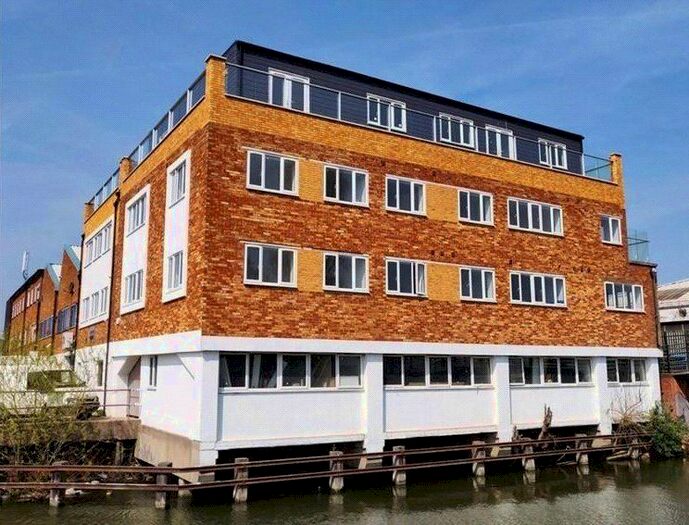 2 Bedroom Flat To Rent In Liberty Centre, Mount Pleasant, Wembley, HA0