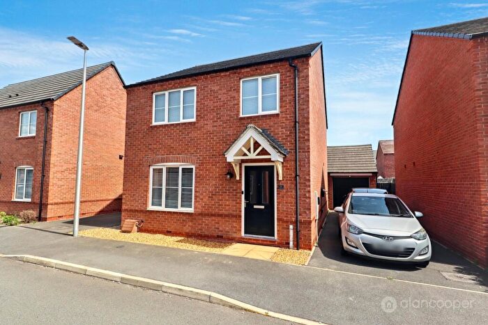 4 Bedroom Detached House For Sale In Harrow Lane, Weddington, Nuneaton, CV10
