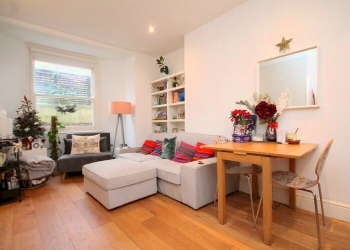 3 Bedroom Flat To Rent In St Johns Grove, Archway, N19