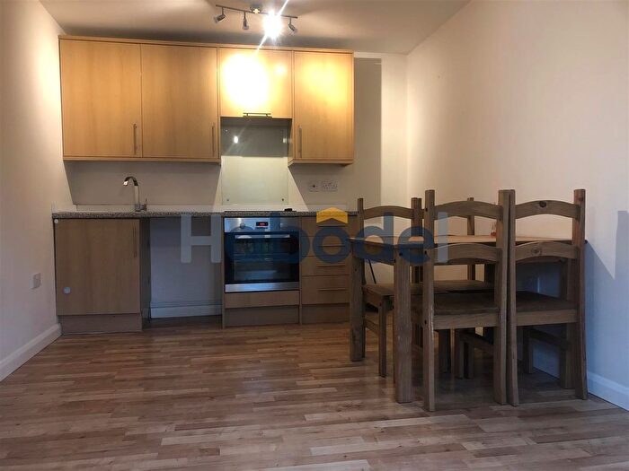 2 Bedroom Flat To Rent In Yardley Wood Road, Yardley Wood, Birmingham, B14