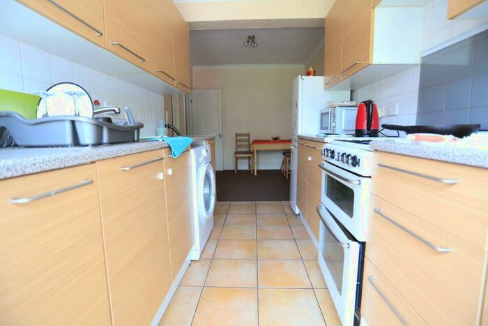 3 Bedroom Property To Rent In Rainham, Essex, RM13