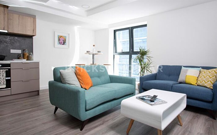 4 Bedroom Apartment To Rent In (£pppw Inc Wifi And Tv License) St James' View, City Centre, NE1