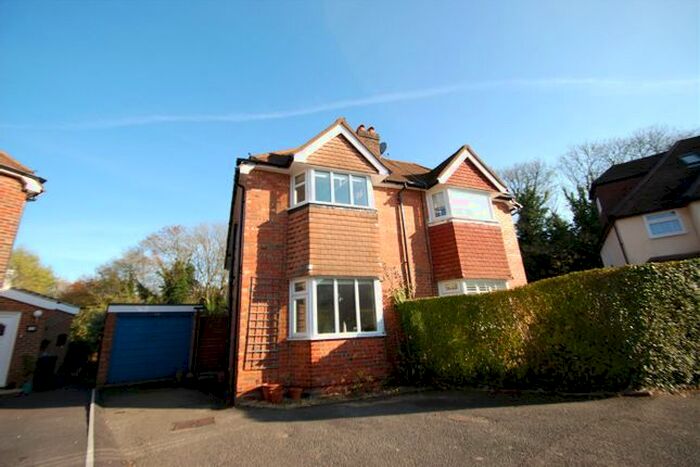 4 Bedroom Terraced House To Rent In Beech Grove, Onslow, GU2