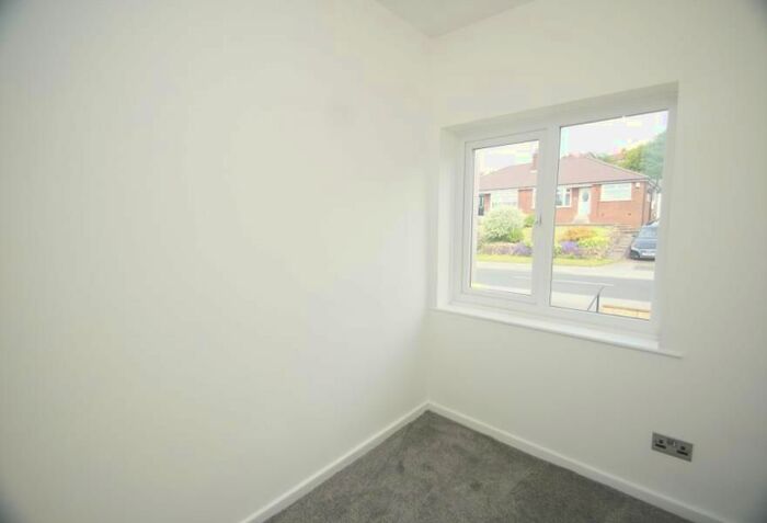 3 Bedroom Semi-Detached House To Rent In Woodhill Road, Cookridge, Leeds, LS16