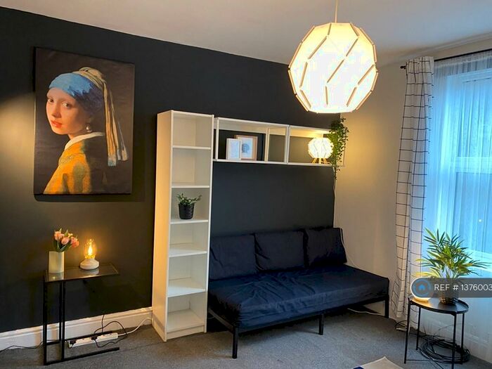 1 Bedroom Flat To Rent In Stafford Road, Sheffield, S2