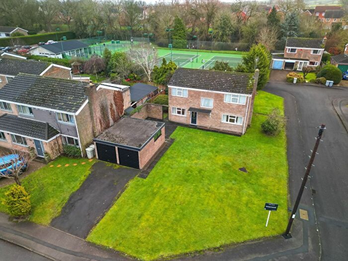 4 Bedroom Detached House For Sale In Bowling Green Close, Oakham, LE15