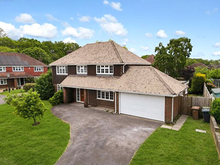 5 Bedroom Detached House To Rent In Old Merrow Street, Guildford, GU4