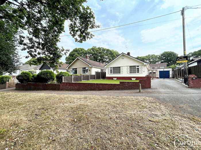 3 Bedroom Detached Bungalow For Sale In Deepdene Lane, Bournemouth, BH11