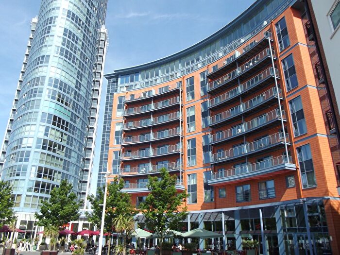 1 Bedroom Property To Rent In The Crescent, Portsmouth, PO1