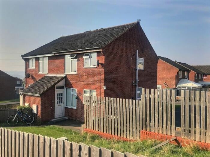 1 Bedroom Flat To Rent In Tennyson Avenue, Stanley, Wakefield, WF3