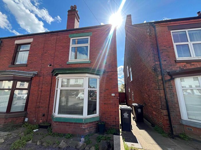 4 Bedroom End Of Terrace House To Rent In Church Street, Castle Gresley, DE11