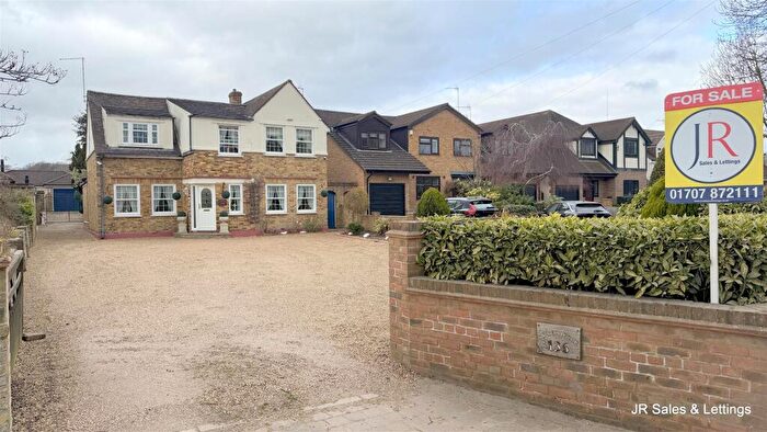 5 Bedroom Detached House For Sale In Theobalds Park Road, Crews Hill, Enfield, EN2