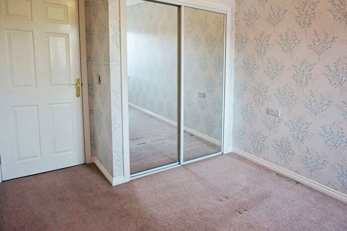 1 Bedroom Flat For Sale In Reddicap Heath Road, Sutton Coldfield, B75