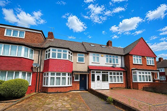 3 Bedroom House To Rent In Carstairs Road, Catford, SE6