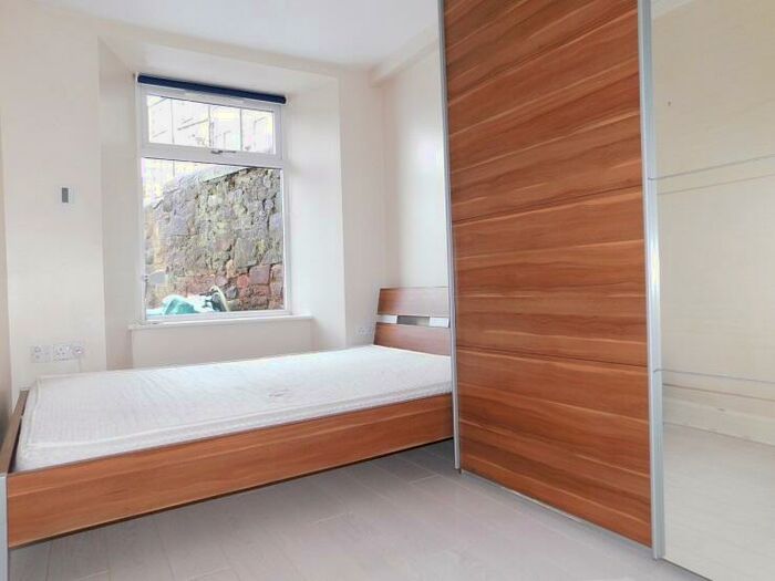 1 Bedroom Flat To Rent In , Leamington Terrace, Edinburgh, EH10
