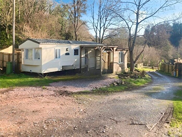 2 Bedroom Mobile/park Home To Rent In Lower Coombe, Coombe Lane, Bovey Tracey, Devon., TQ13