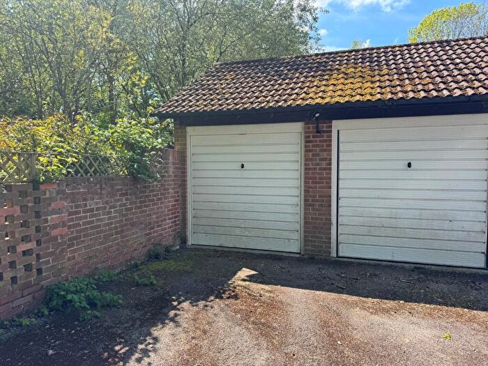 Garage / Parking To Rent In Evergreen Close, Marchwood, Southampton, SO40