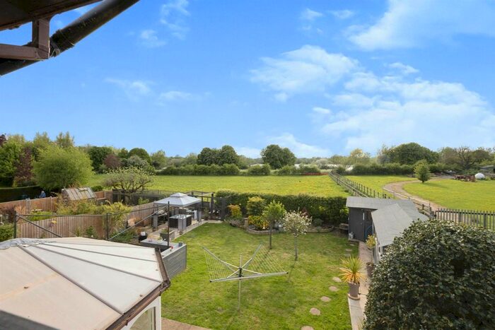 4 Bedroom Detached House For Sale In Meadow Close, Ringstead, Kettering, NN14