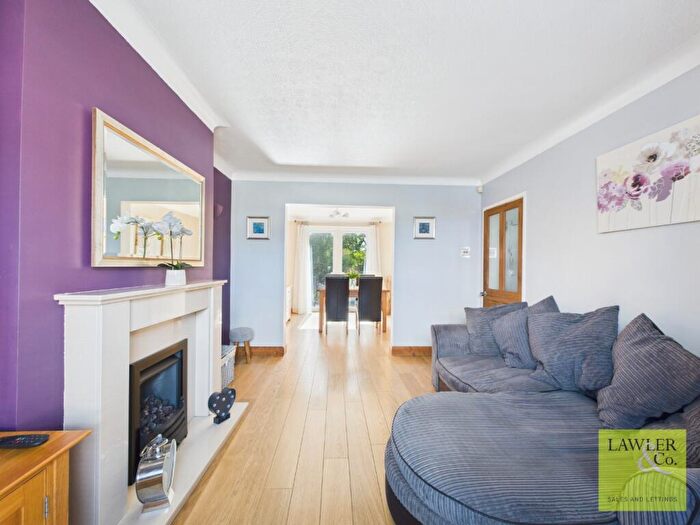 3 Bedroom Semi-Detached House For Sale In Bosden Avenue, Hazel Grove, Stockport, SK7