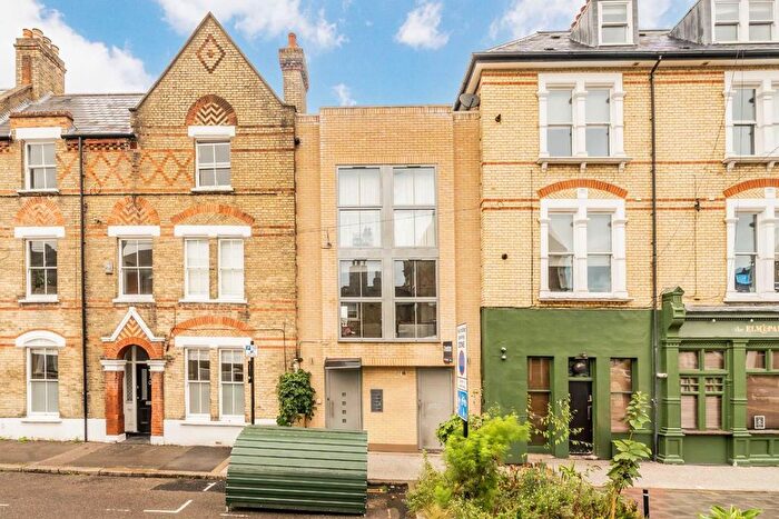 2 Bedroom Flat To Rent In Ostade Road, Brixton, SW2
