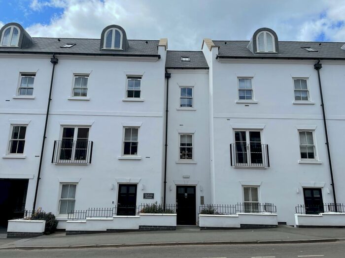 1 Bedroom Apartment To Rent In Kenilworth Street, Leamington Spa, CV32