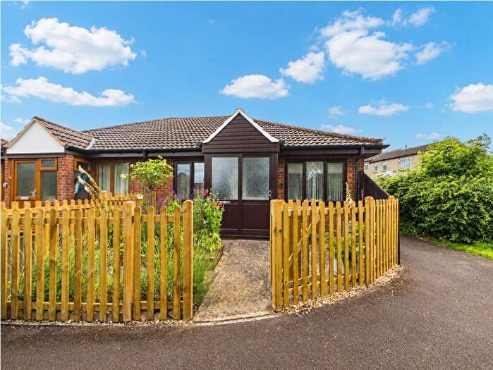 2 Bedroom Bungalow For Sale In Partridge Close, Stonehouse, GL10