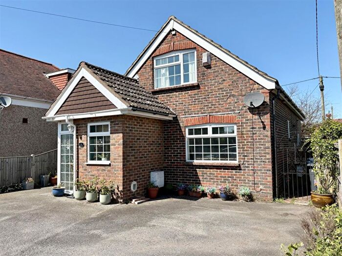 3 Bedroom Detached House For Sale In Hazel Grove, Eastbourne, BN20