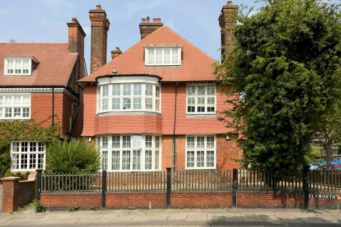 1 Bedroom Flat To Rent In Wadham Gardens, Hampstead, NW3