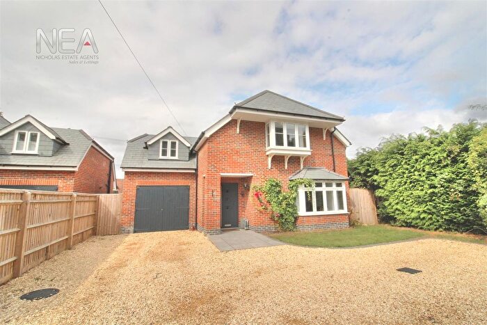 4 Bedroom Detached House To Rent In Peppard Road, Sonning Common, Reading, RG4