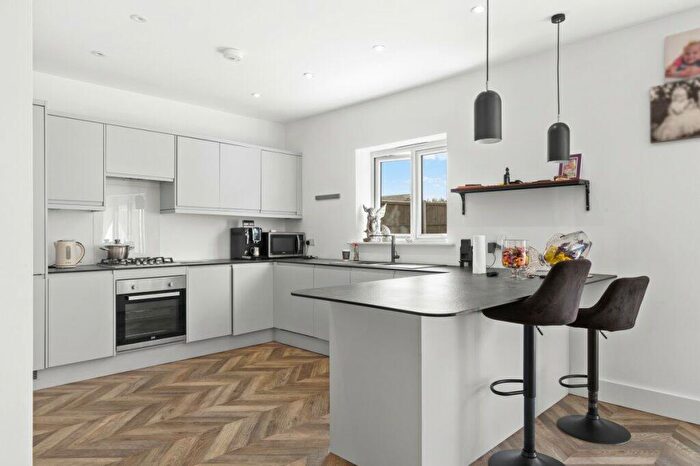 3 Bedroom Property To Rent In Burnett Park, Harlow, CM19