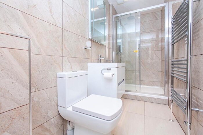 1 Bedroom Flat To Rent In Rochester Road, Kentish Town, NW1