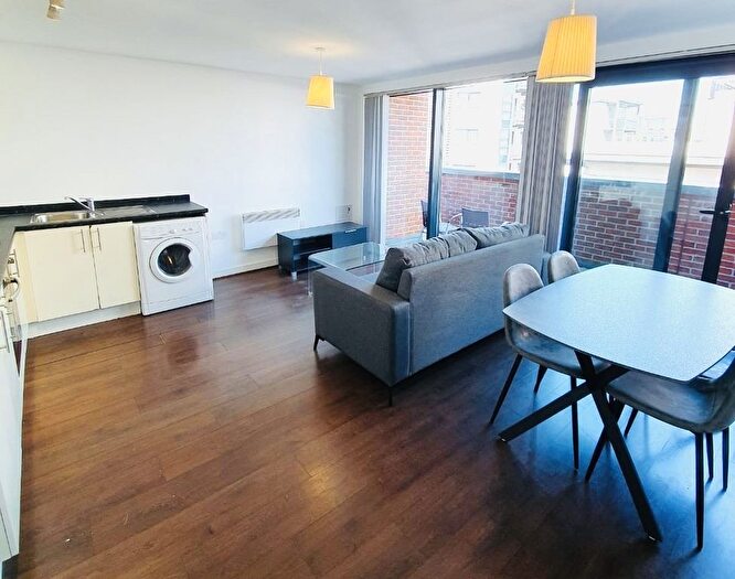 1 Bedroom Flat To Rent In Tabley Street, Liverpool, L1