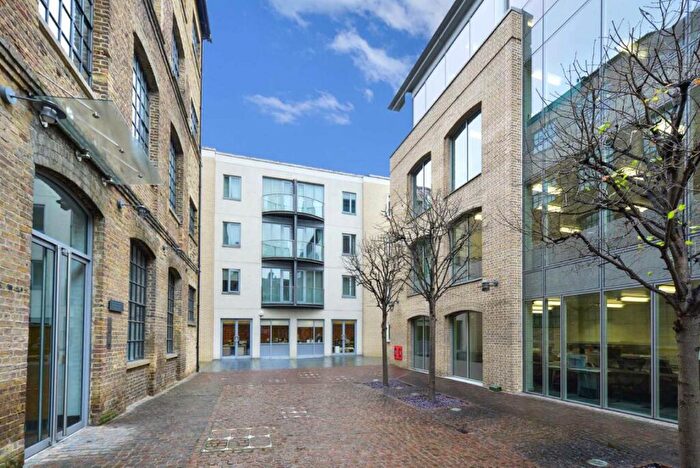 1 Bedroom Flat To Rent In Railway Street, King's Cross, N1