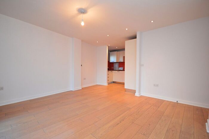 1 Bedroom Flat To Rent In Spring Place, Barking, IG11