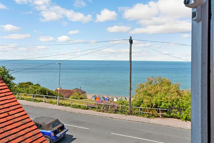 4 Bedroom Chalet For Sale In Western Esplanade, Herne Bay, Kent, CT6