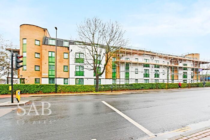 2 Bedroom Flat For Sale In Greenford Road, Greenford, UB6