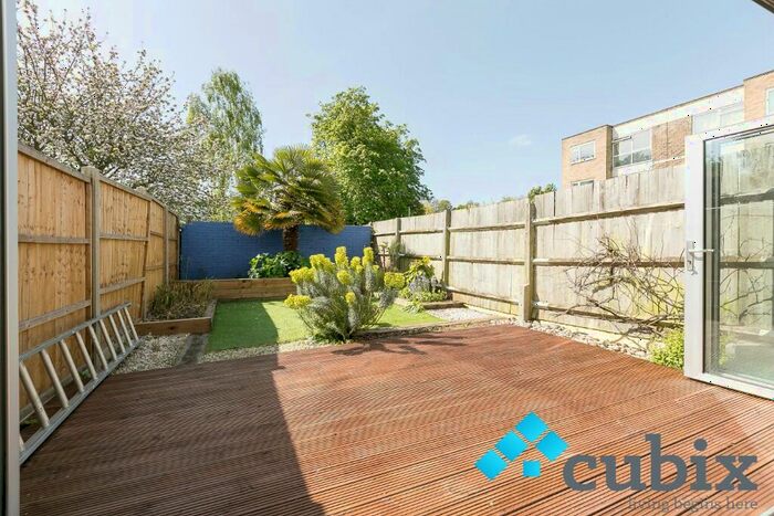 4 Bedroom Terraced House To Rent In Foxgrove Road, Beckenham, London, BR3