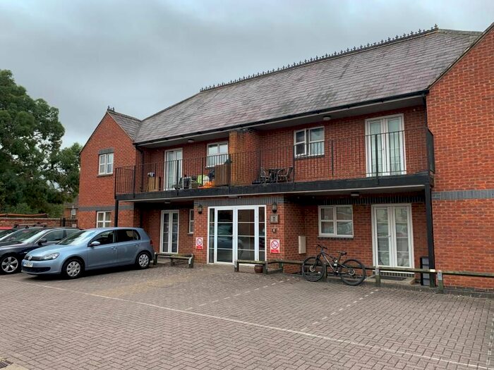 Studio To Rent In Stable Road, Wise Court, OX26