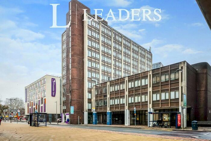 2 Bedroom Apartment To Rent In Isbambard Brunel Road, PO1