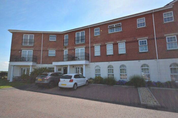 3 Bedroom Apartment To Rent In Blacksmith Row, Lytham St Annes, FY8