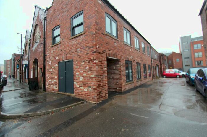 4 Bedroom Property To Rent In Mowbray Street, Sheffield, S3