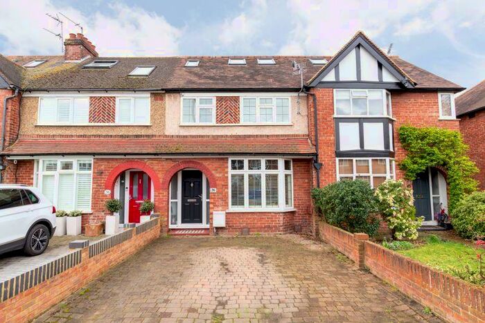 4 Bedroom Terraced House To Rent In Garden Road, Walton-on-Thames, KT12