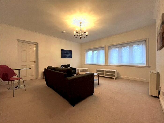 1 Bedroom Flat To Rent In Ferry Lane, Wraysbury, Staines-Upon-Thames, Berkshire, TW19