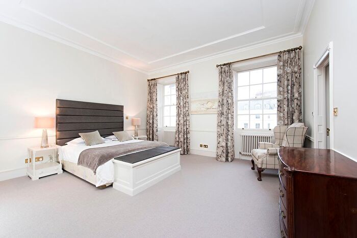 2 Bedroom Flat To Rent In Eaton Place, Belgravia, SW1X