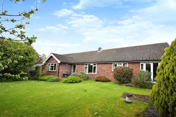 4 Bedroom Bungalow For Sale In Torbay, Quainton, HP22