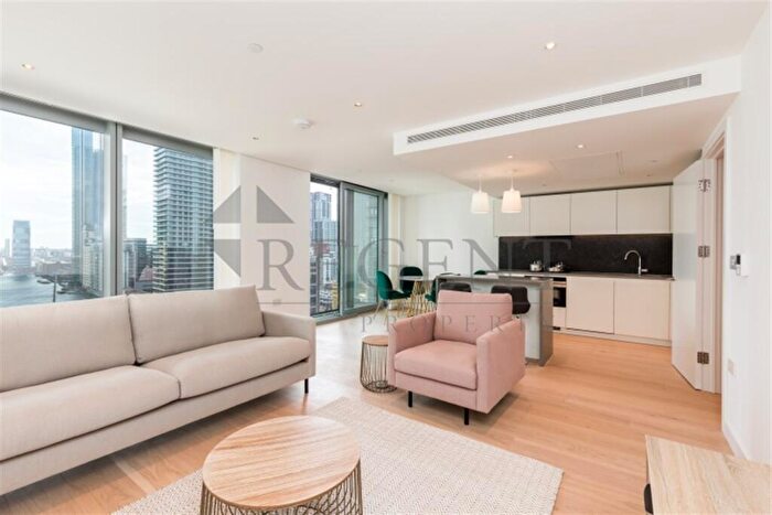 2 Bedroom Apartment To Rent In Landmark Pinnacle, Marsh Wall, E14