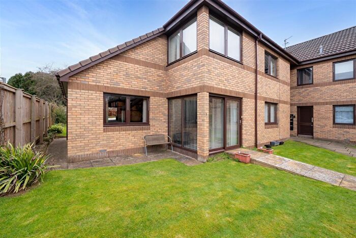 2 Bedroom Flat For Sale In Mayfield Gardens, Kelso, TD5