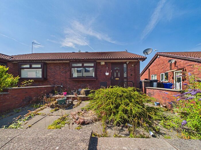 2 Bedroom Bungalow For Sale In Cowhill Lane, Ashton-Under-Lyne, Greater Manchester, OL6