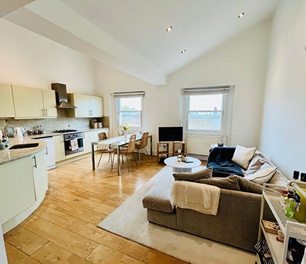 2 Bedroom Flat To Rent In Englands Lane, Belsize Park, NW3